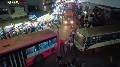 Timelapse Bus Queue night view. 4K Vídeos de archivo 237930131
