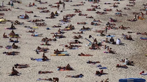 Timelapse busy beach Stock Footage 34262738