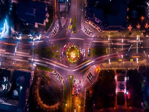 Timelapse of a busy city intersection from above Stock Footage 71532553