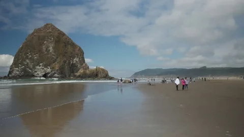 Timelapse cannon beach oregon Stock Footage 95140222