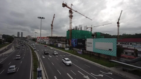 Timelapse of car moving during non peak hour  Video stock 304260955