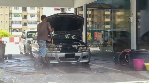 Timelapse Car Wash Full HD 1080p Video stock 33972042