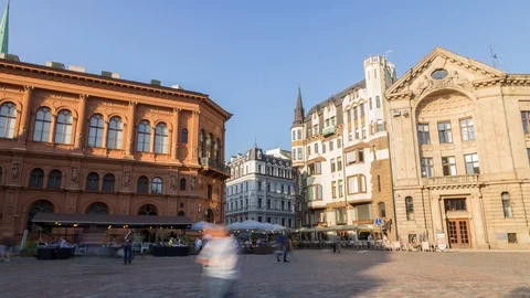 Timelapse of the Cathedral Square in Riga, Latvia 動画素材 87080154