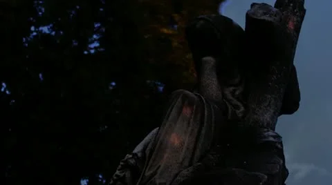 Timelapse cemetery statue Video stock 11605596