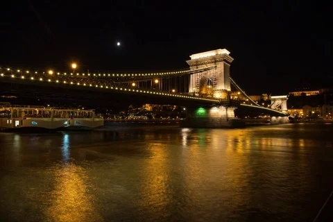 Timelapse of Chain Bridge at night Stock Footage 82971544
