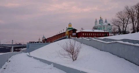 Timelapse, the city falls asleep Stock Footage 81893920