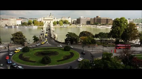 Timelapse cityscape of the Chain Bridge in Budapest, Hunary. Stock Footage 45625103