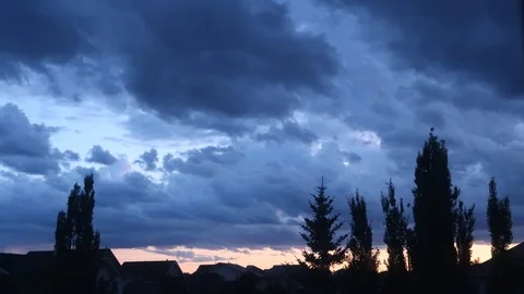 Timelapse of a Cloud-covered Sky Vidéo 114209616
