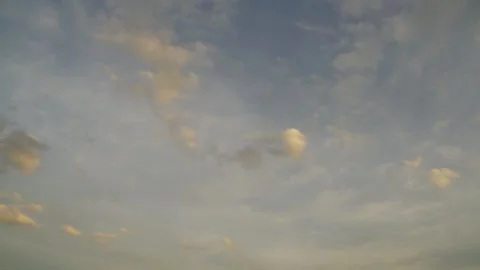 Timelapse of clouds and blue sunny sky Video stock 311456943