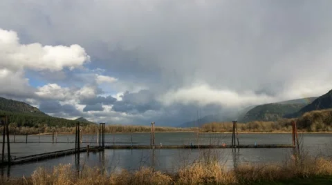 Timelapse of clouds and over Columbia River with in Beacon Rock State Park in WA Video stock 60983696