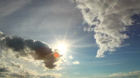 Timelapse clouds in blue sky Vídeo Stock 46934410