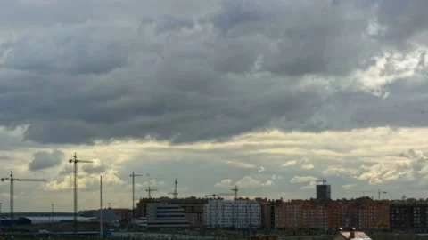 Timelapse of clouds in city skyline Stock Footage 115080102