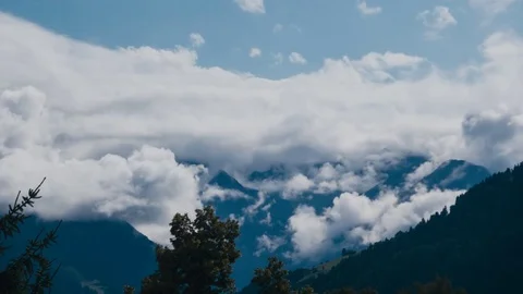 Timelapse clouds floating over kitzsteinhorn pinzgau Видео 84461929