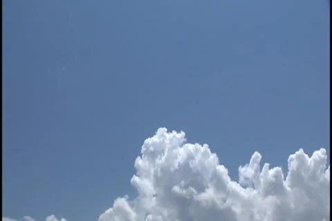 Timelapse clouds Stock Footage 957125