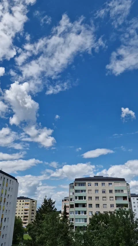 Timelapse clouds 動画素材 201146474