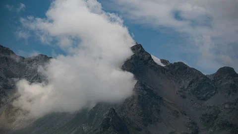 Timelapse of clouds formations on Pizzo Ferrè in Madesimo - Italy Видео 269126991