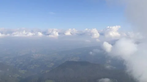 Timelapse of clouds high in the mountains Stock-Footage 244264510