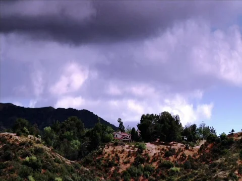 TIMELAPSE CLOUDS HOUSE RAW Vidéo 523013
