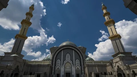 Timelapse of clouds motion at Federal Territory Mosque during daylight Stock Footage 101062879