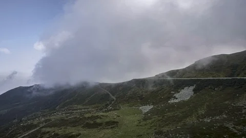 Timelapse clouds in mountain Stock Footage 95089410