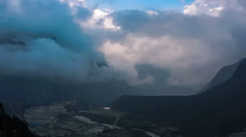 Timelapse clouds in the mountains, Thame, Everest region, Nepal, Himalayas Stock Footage 24599697