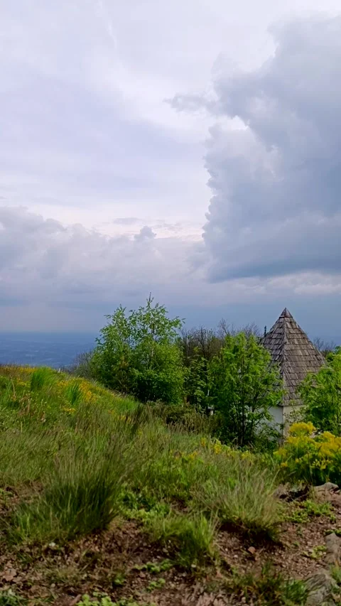 Timelapse clouds move across the sky in the mountains Video stock 241794330