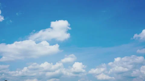 Timelapse of clouds movement Stock Footage 32700509