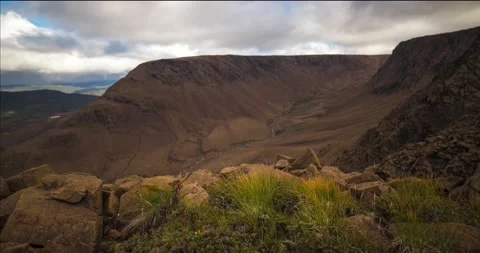 Timelapse of clouds over mountains, Gros Morne Tablelands, Newfoundland 库存影片 168849969