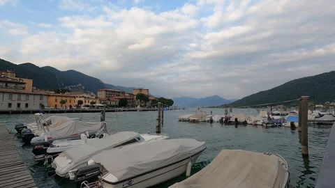 Timelapse: clouds over the sky of Paratico, Lake Iseo Video stock 245884812