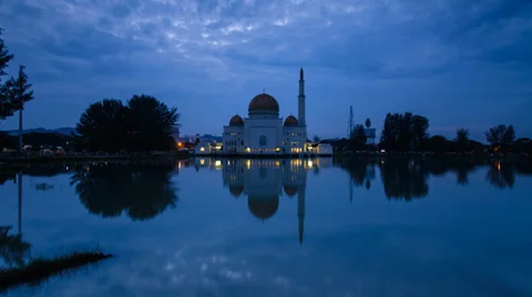 Timelapse Cloudy And Overcast Sunrise of Mosque At Lakeside 3K Stock-Footage 33701280