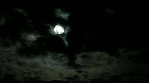 Timelapse cloudy moon 動画素材 11586885