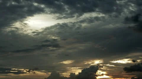 Timelapse cloudy sunset Видео 11580982