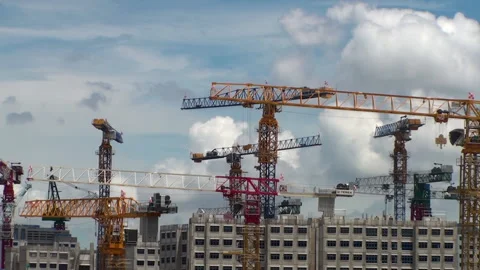 TIMELAPSE CONSTRUCTION CRANES 動画素材 132093200