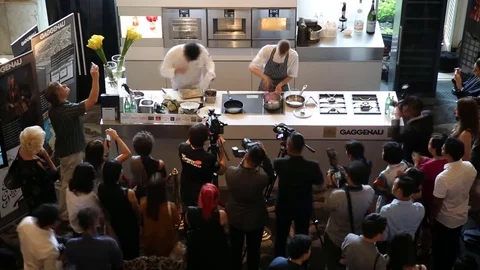 Timelapse cooking chef show media Vidéo 77581732