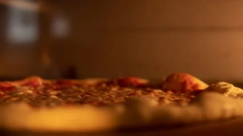 Timelapse of cooking pizza in the oven Stock Footage 158404672