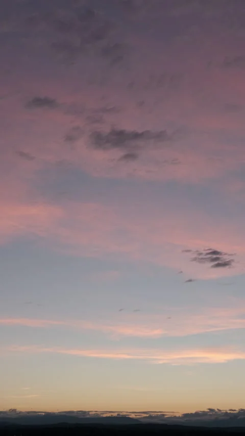 Timelapse of crescent moon during dawn Stock Footage 232769333