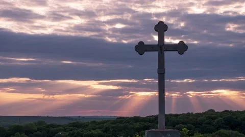 Timelapse cross worship christian with clouds moving while twilight sky and moti Video stock 155441908