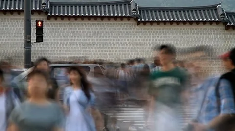Timelapse of Crowds on pedestrian crossing Video stock 11056580
