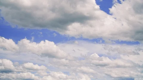 TimeLapse - Cumulus clouds that moves from right to left Stock Footage 91624847