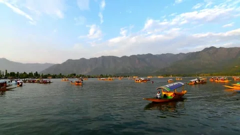Timelapse of Dal Lake in Srinagar, India Stock Footage 331011138