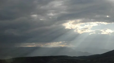 Timelapse of dark clouds over the Andes in Peru Vídeo Stock 41635701