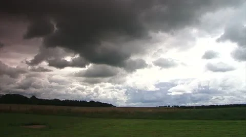 Timelapse dark clouds1 Video stock 8848893