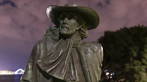 Timelapse Day to Night of Statue, Perth City, Western Australia Video stock 220243151