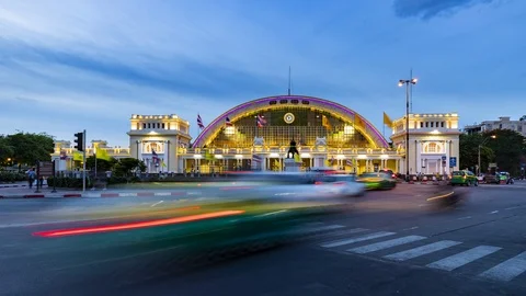 Timelapse day to night train station in Thailand Video stock 125841596