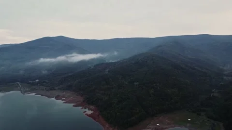 Timelapse Dive into a Forest Grove next to Water Source Lake Dam Rural Landscape 스톡 동영상 237357487