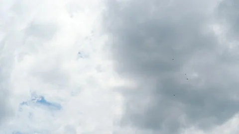 Timelapse of the dramatic dark storm sky and cloud with 4k resolution. Stock-Footage 205583753