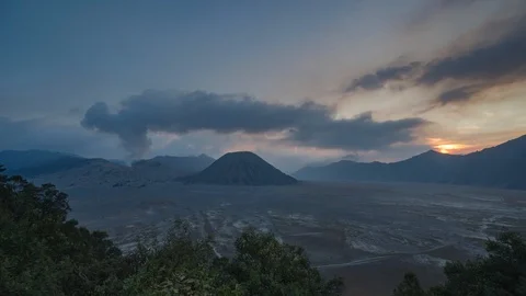 Timelapse of dramatic sunset in Mount Bromo, Indonesia. 4K UHD. Stock Footage 96342978
