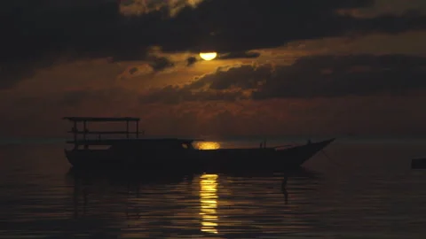 Timelapse of a dramatic tropical sunset Stock Footage 340925410