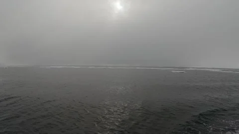 Timelapse of Drifting Sea Ice in Arctic Mist, Svalbard 스톡 동영상 339277568