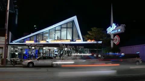 Timelapse Drive-in traffic 動画素材 11551983